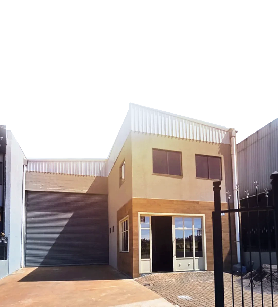 Fachada da fábrica nova da PrimeFix, em Cascavel